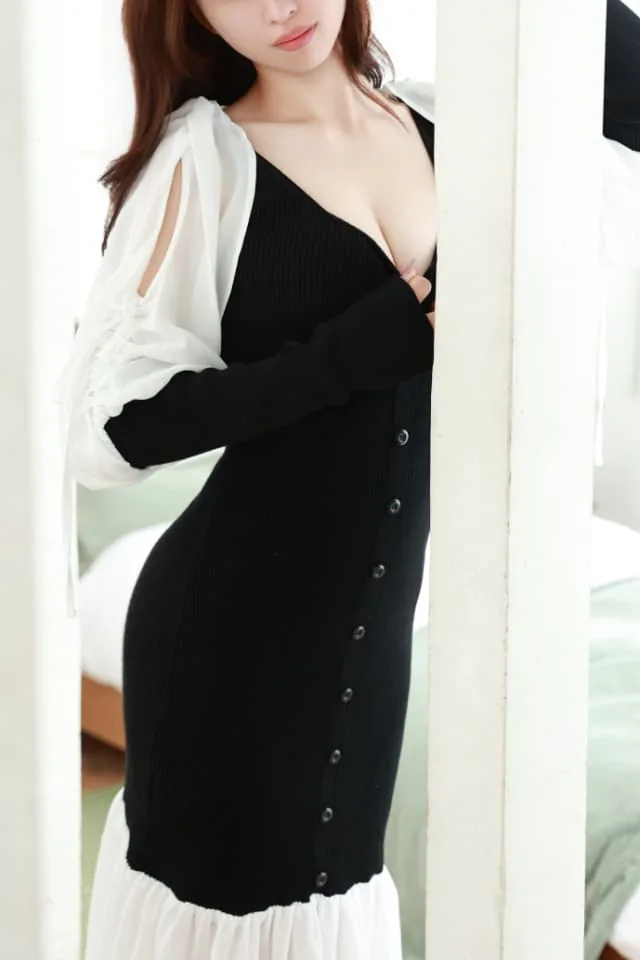 Portrait of ERIKA TSUKISHIRO, image 4